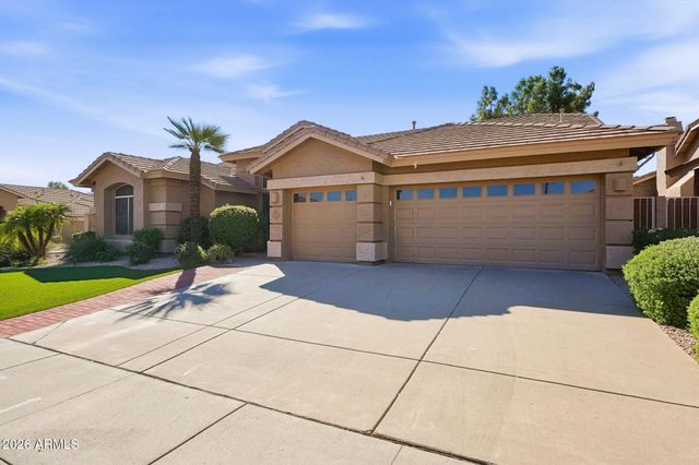 6519 W CREST Lane, Glendale, AZ 85310