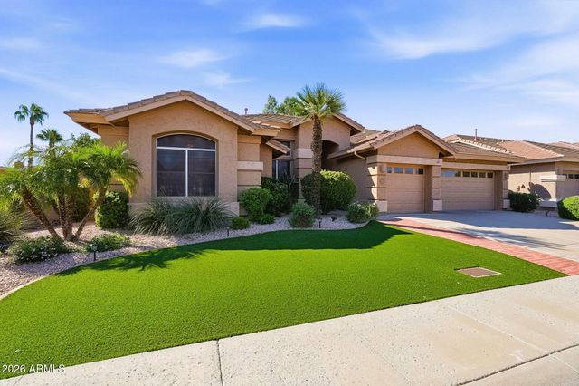 6519 W CREST Lane, Glendale, AZ 85310