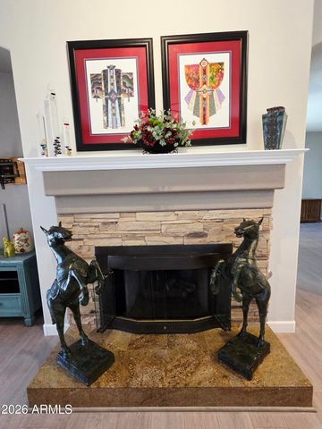 6519 W CREST Lane, Glendale, AZ 85310
