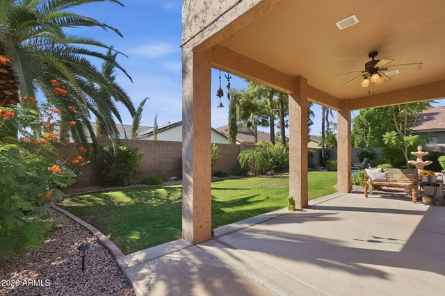 6519 W CREST Lane, Glendale, AZ 85310