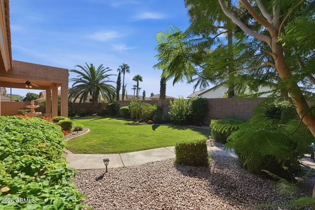6519 W CREST Lane, Glendale, AZ 85310