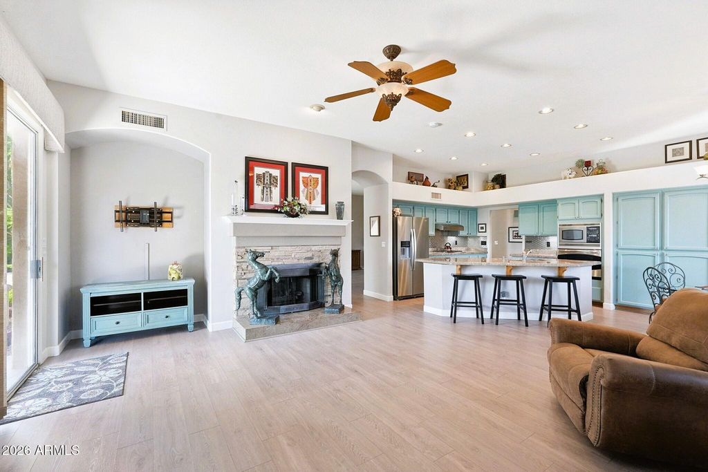 6519 W CREST Lane, Glendale, AZ 85310 — photo 4