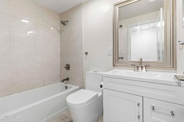 2046 Denny Street, Simi Valley, CA 93065
