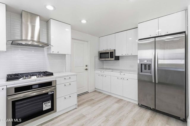 2046 Denny Street, Simi Valley, CA 93065