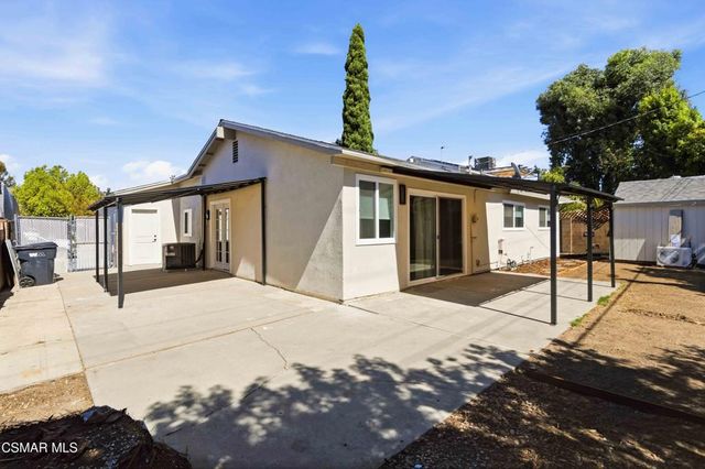 2046 Denny Street, Simi Valley, CA 93065