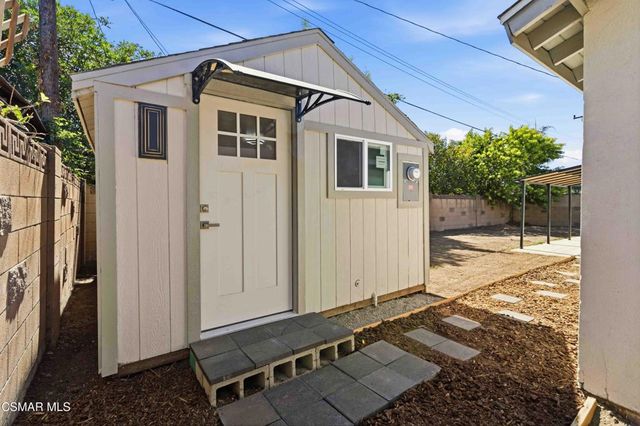 2046 Denny Street, Simi Valley, CA 93065