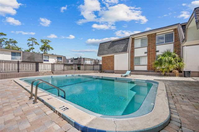 1700 SW 16TH COURT E29, Gainesville, FL 32608