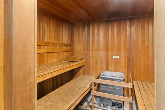 6752 Hillpark 303, Los Angeles, CA 90068