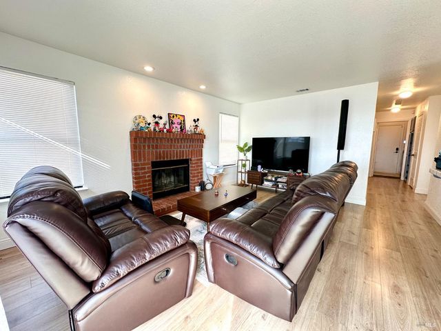 2472 Vista Grande, Fairfield, CA 94534