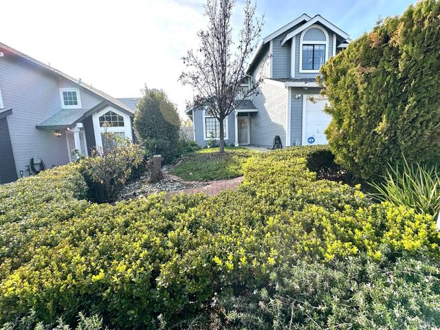 2472 Vista Grande, Fairfield, CA 94534