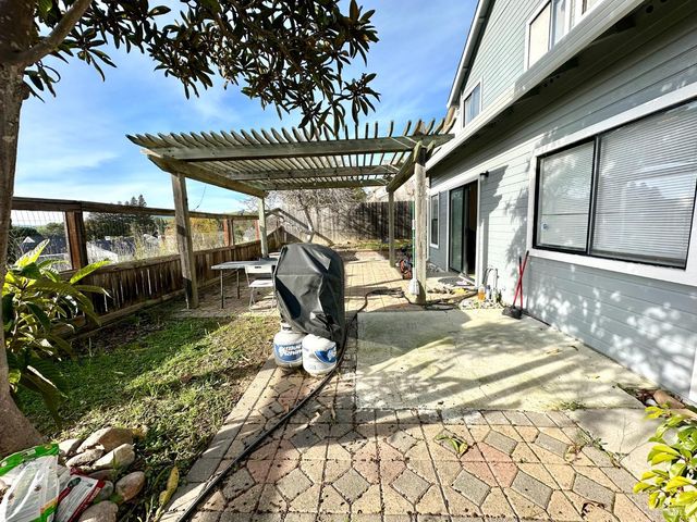 2472 Vista Grande, Fairfield, CA 94534