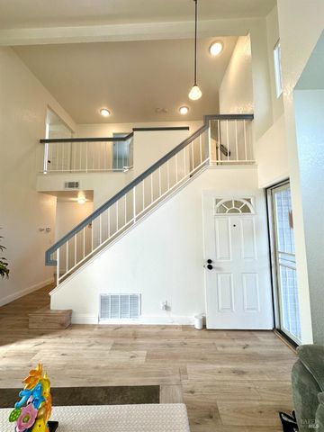 2472 Vista Grande, Fairfield, CA 94534