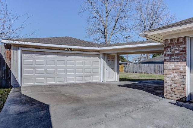 4130 N Braeswood Boulevard, Houston, TX 77025