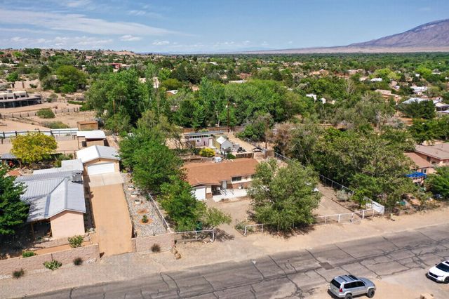 1228 Cielo Vista Del Norte, Corrales, NM 87048