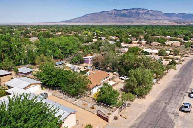 1228 Cielo Vista Del Norte, Corrales, NM 87048