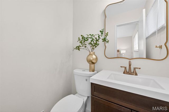 1270 Bobolink Drive, Florissant, MO 63031