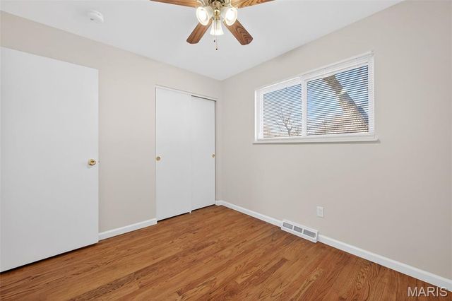 1270 Bobolink Drive, Florissant, MO 63031