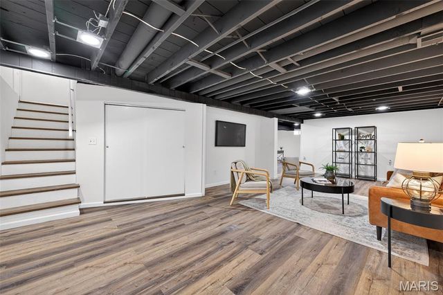 1270 Bobolink Drive, Florissant, MO 63031