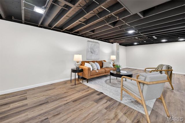 1270 Bobolink Drive, Florissant, MO 63031