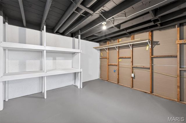 1270 Bobolink Drive, Florissant, MO 63031