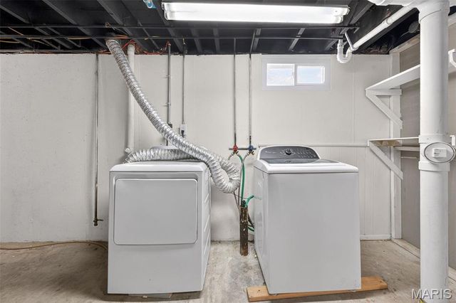 1270 Bobolink Drive, Florissant, MO 63031