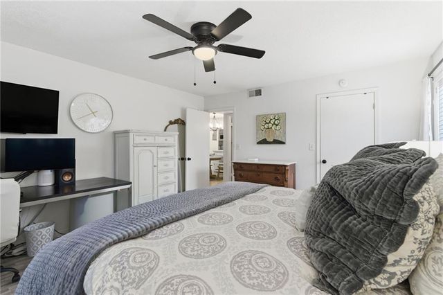 6851 Roswell Road J14, Sandy Springs, GA 30328