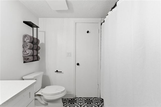 6851 Roswell Road J14, Sandy Springs, GA 30328