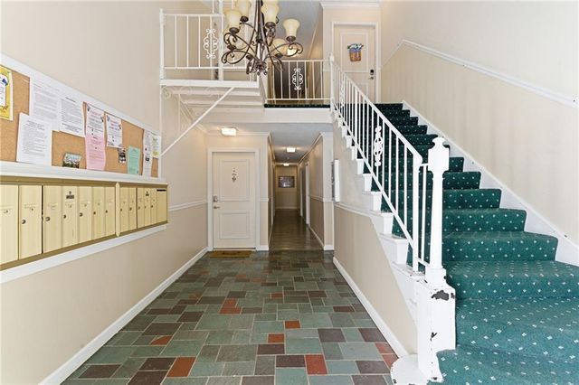 6851 Roswell Road J14, Sandy Springs, GA 30328