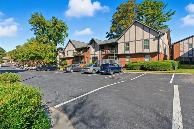 6851 Roswell Road J14, Sandy Springs, GA 30328