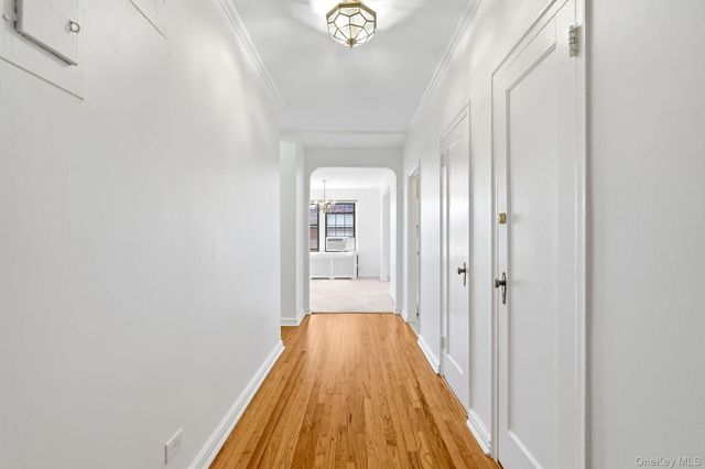 180 Garth Road 6G, Scarsdale, NY 10583
