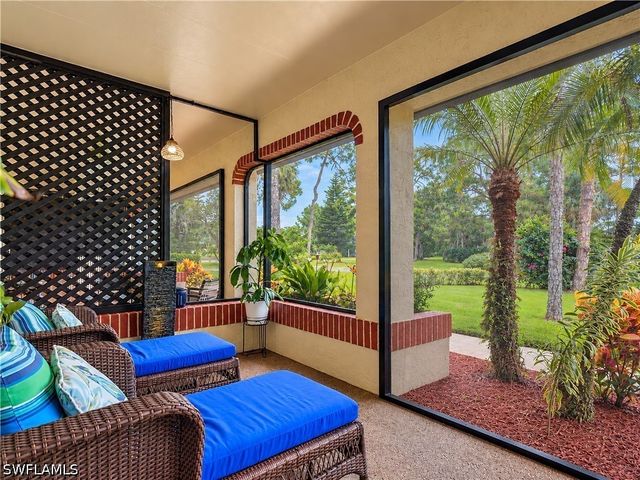 2017 Pine Isle LN, Naples, FL 34112