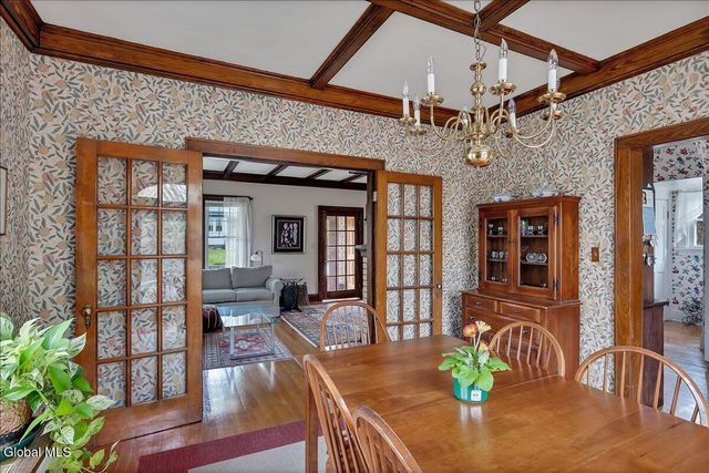 190 N Lake Avenue, Brunswick, NY 12180