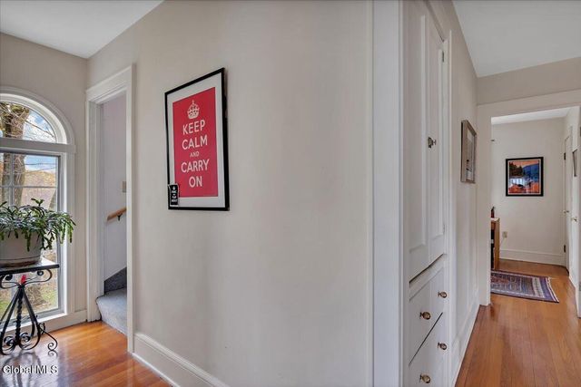 190 N Lake Avenue, Brunswick, NY 12180