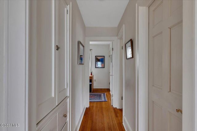 190 N Lake Avenue, Brunswick, NY 12180