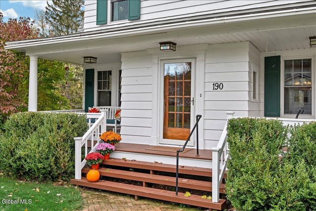 190 N Lake Avenue, Brunswick, NY 12180