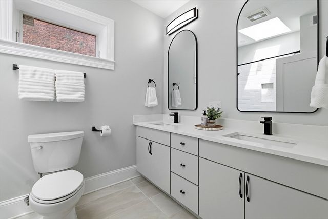 129 North Washington St 3, Boston, MA 02113