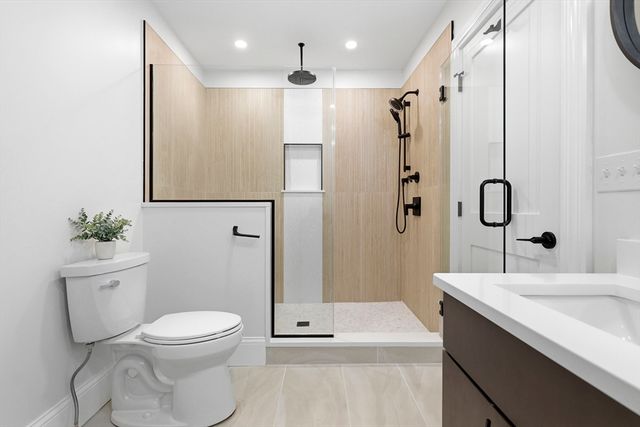 129 North Washington St 3, Boston, MA 02113
