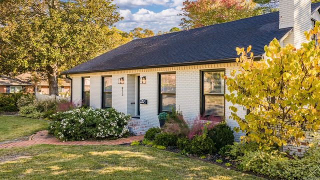 823 Ridgecrest Drive, Little Rock, AR 72205