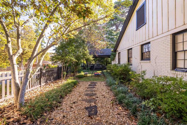 823 Ridgecrest Drive, Little Rock, AR 72205