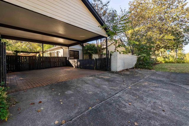 823 Ridgecrest Drive, Little Rock, AR 72205