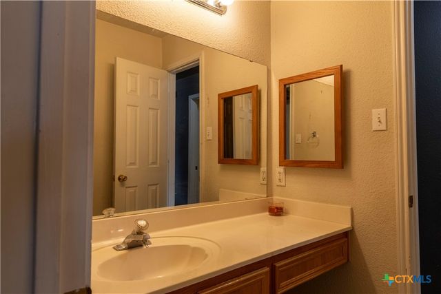 2112 Modoc Drive, Harker Heights, TX 76548