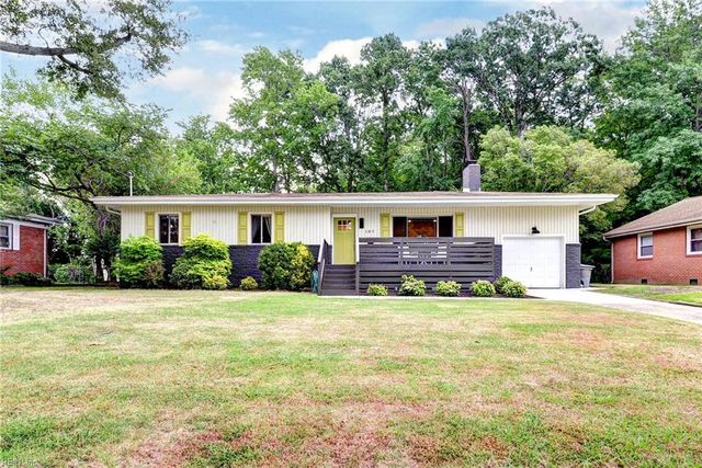 107 Ward DR, Hampton, VA 23669