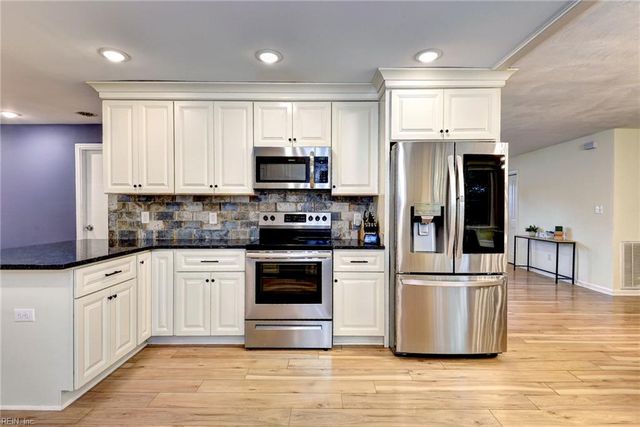 107 Ward DR, Hampton, VA 23669