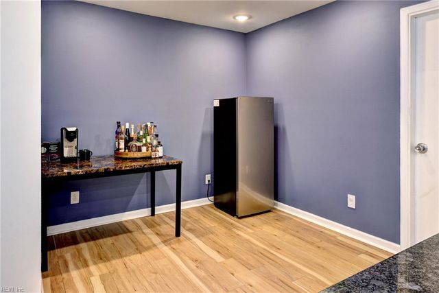 107 Ward DR, Hampton, VA 23669