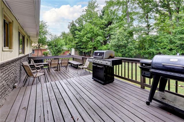 107 Ward DR, Hampton, VA 23669