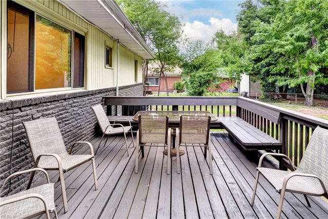 107 Ward DR, Hampton, VA 23669