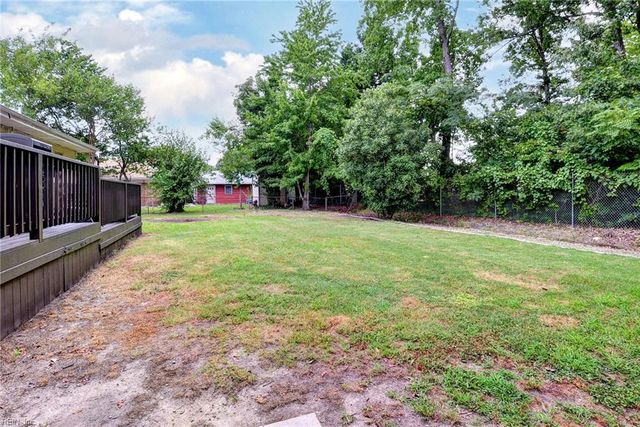 107 Ward DR, Hampton, VA 23669