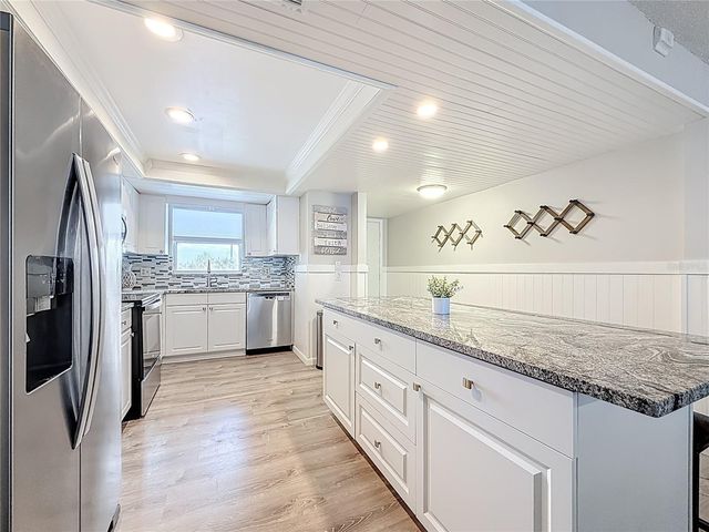 5575 GULF BOULEVARD 225, St Pete Beach, FL 33706