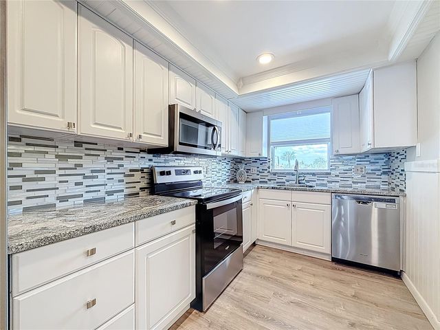 5575 GULF BOULEVARD 225, St Pete Beach, FL 33706