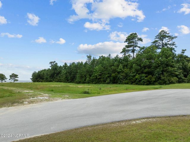 363 Wind Lake Road S, Oriental, NC 28571